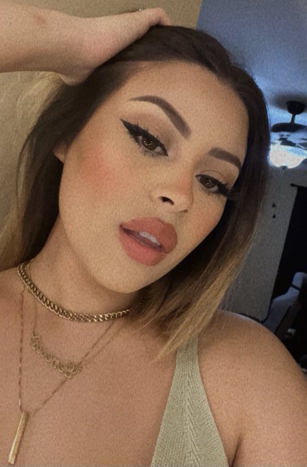 I&rsquo;d stop scrolling too https://t.co/MMDog0a30v<a href="/tag/onlyfans"class="tags"><span>#onlyfans</span></a>