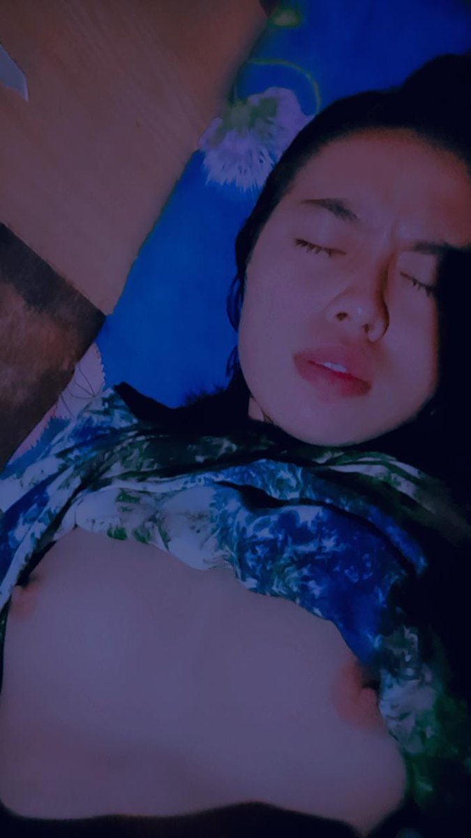 rido5599's tweet photo. Budak polos 🤤

Yng mau lanjut ditunggu vidionya 🤤 https://t.co/oTCrRaRJzN