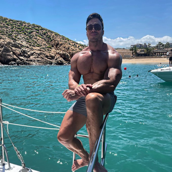 Cabo. https://t.co/m3RTERWEiQ