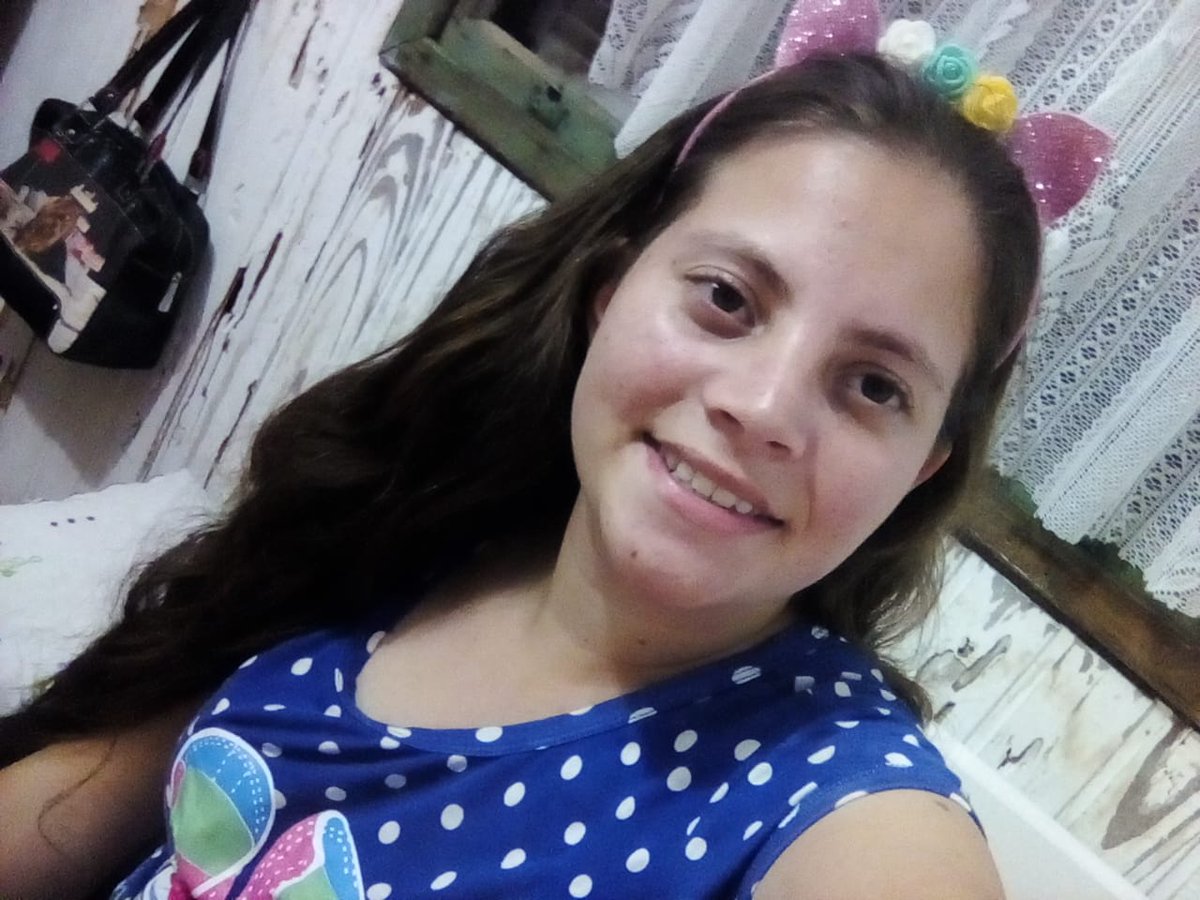 rafahvelez08657's tweet photo. Oi me chamo Rafaela sou do fandom do cnco desde 2017 tenho 19aninhos minha Lane é chriserick bora amigar sou do Rio grande do Sul #MeetCNCOwners https://t.co/vTbrTGgCUl