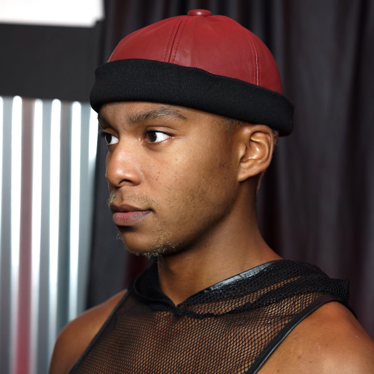 BondMen_'s tweet photo. Featuring TB Bondmen Red Docker Brimless Adjustable Hat. Get yours now here https://t.co/5tmPTzybk3
.
.
.
.
#skullyhat #brimlesshat #tbbondmen #streetfashion #gayfashion #mensfashion #fashion #model #gay #instagay #instalike #follow #gaumen https://t.co/usSmqcnGv8