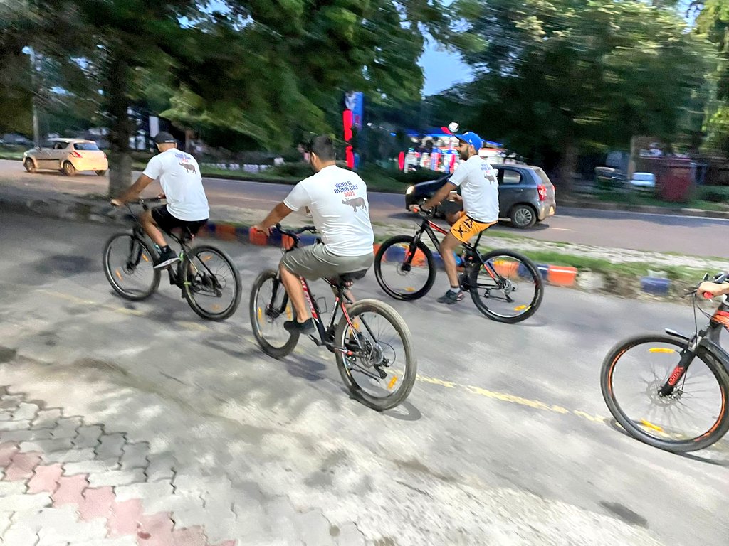 ioclpunjab's tweet photo. Few more glimpses of the cycle rally reaching the final destination #Chhatbir Zoo for #SaveTheRhino campaign by #Indianoil. #IndianOilRhino https://t.co/zwa1FYa0TI