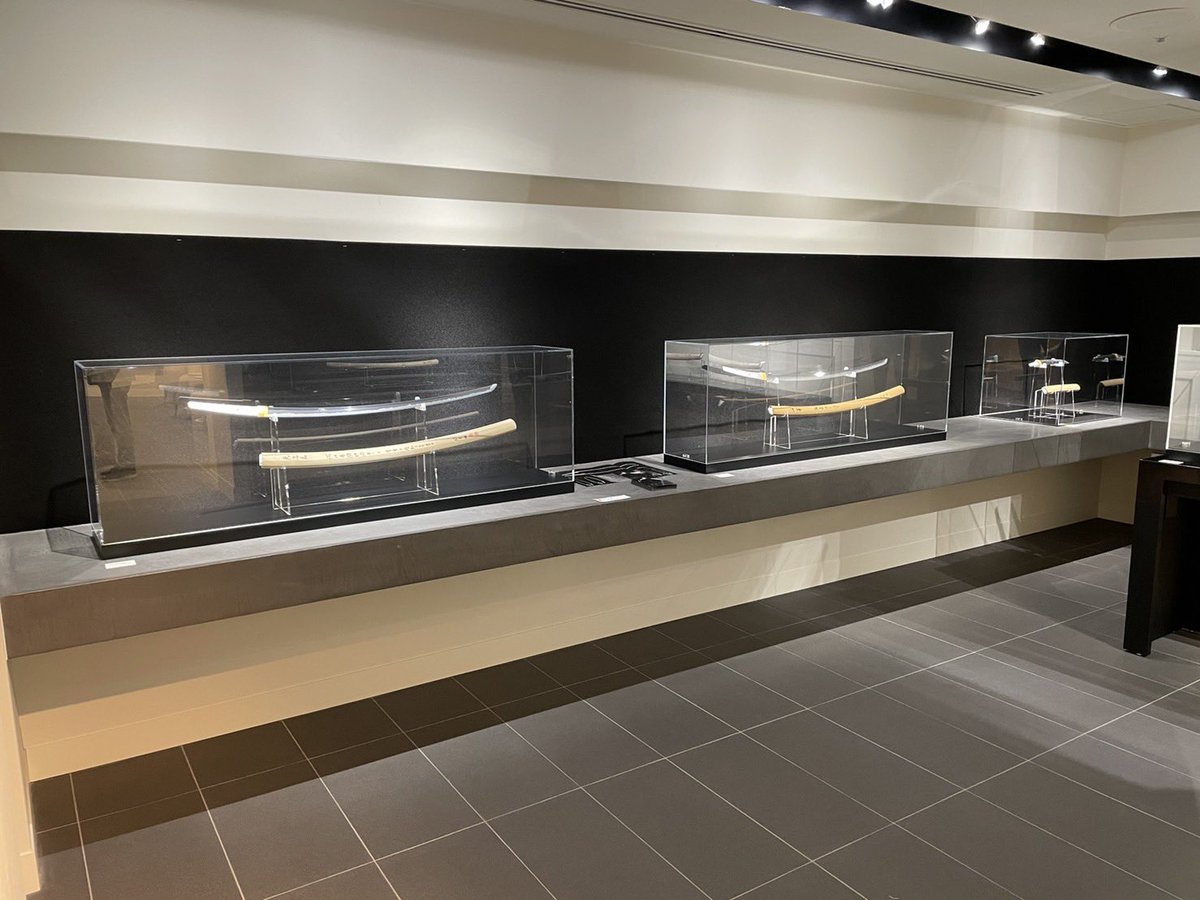 studio_shikumi's tweet image. 9月22日水から28日火(最終日午後6時終了)まで、伊勢丹新宿本館6階アートギャラリーにて、刀匠 河内國平、髙見國一の刀剣を展示販売しております。このような状況下ですがお近くにお越しの際にはご高覧いただけますと幸いです。24日金は休業となりますのでご注意下さい。
#刀剣 #日本刀 #sword #katana