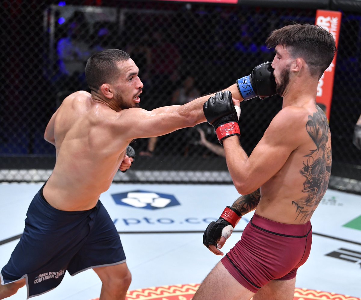 danawhite's tweet image. Victor Martinez's 144 significant strikes landed tonight are a new single-fight #DWCS lightweight record. The previous LW record belonged to Jonathan Pearce and his 142