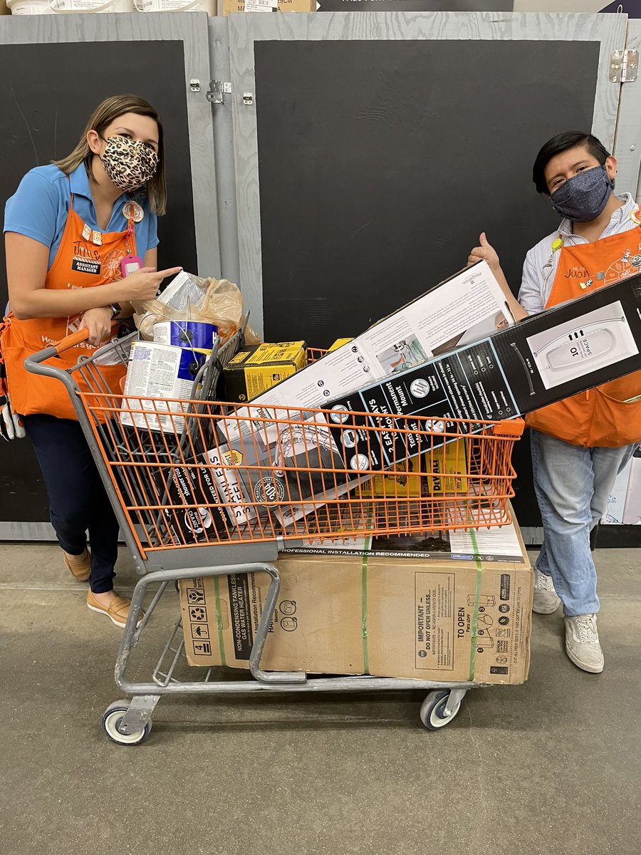 Juan is on it as HC- rushed over and (practically wrestled the scan gun away from the customer - we all know what that means ) resulting in a $3000 recovery!!! From now on I’m going to expect the unexpected from our Juan!! Good job!! Julie witnessed his exceptional GET behaviors!