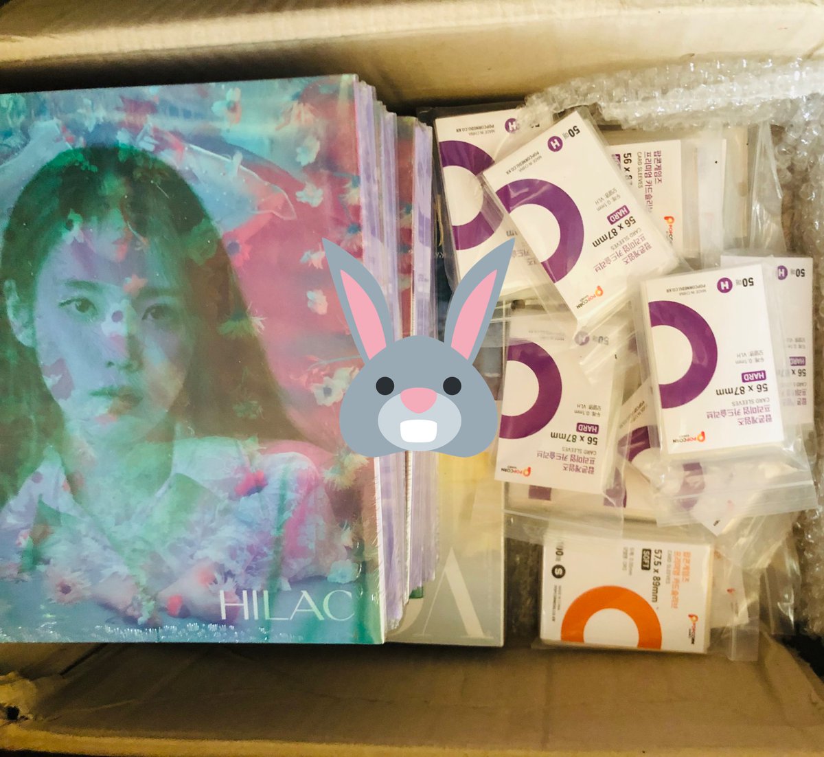 bunnie_ph's tweet photo. 📍Arrived in PH Address
⁃AKMU Next Episode Albums
⁃IU Lilac albums repurchased BATCH 1
⁃Blackpink The Album Limited Edition Photobook (Ktown &amp; YGSelect)
⁃Vogue Magazines (IU - Song Hye Kyo Cover)
⁃Popcorn Sleeves (H Purple &amp; S Orange)

#BOPUpdates https://t.co/uLdKC12hB8