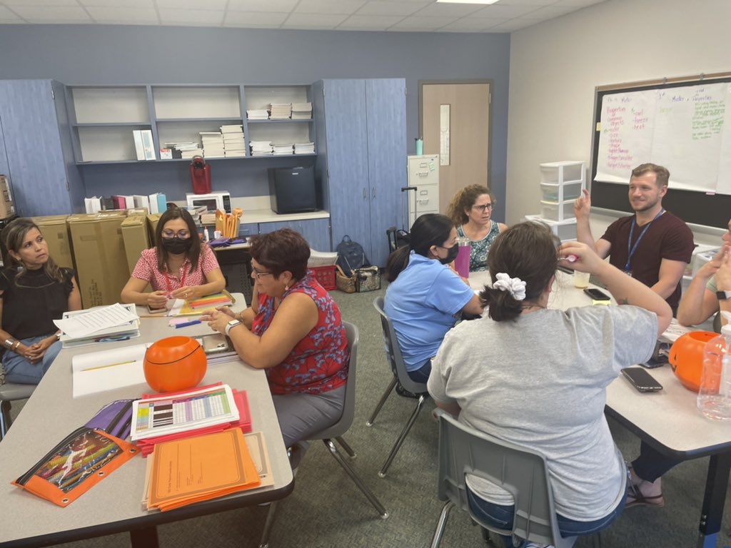Great conversations happening in Math and Science . Teachers from PreK to 5th sharing ideas as the also see the vertical alignment across grade levels. So proud of them ❤️😄👏🏻<a href="/USEStallions/">Stephens Elementary</a> <a href="/schwartz99/">𝐌𝐢𝐜𝐡𝐚𝐞𝐥 𝐒𝐜𝐡𝐰𝐚𝐫𝐭𝐳</a> <a href="/brittneymerz/">Brittney Merz</a> <a href="/LaSaundraOliver/">L. Oliver</a>