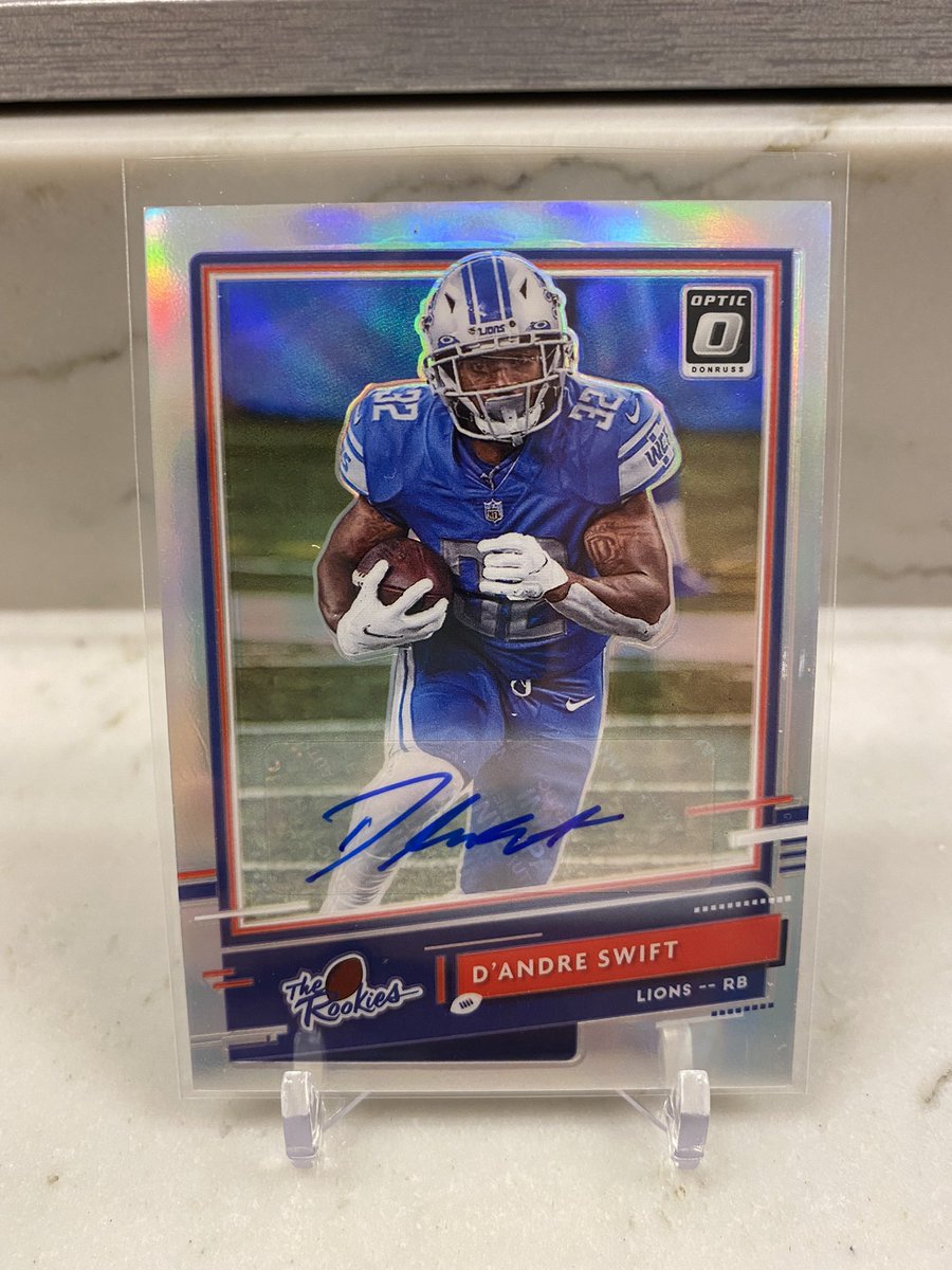 AtlRips's tweet image. 2020 Donruss Optic D’Andre Swift The Rookies Auto /35 - $75 delivered @Hobby_Connect @HobbyConnector @sports_sell #thehobby