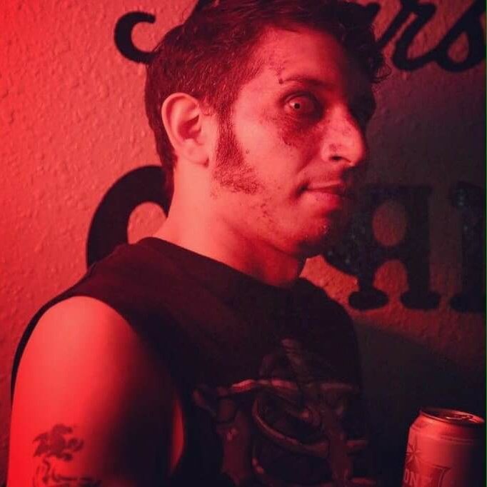 nickcgraves78's tweet photo. #NewProfilePic https://t.co/Xp2EzzI80F