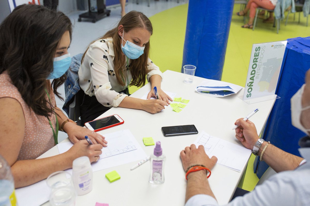 GlobalTimmis's tweet image. ¿Sabías que la mayoría de los empleos se consigue a través de una red de contactos? 
 Amplía tu red de contactos participando en el ecosistema de TIMMIS
@PalenciaAyto @ADLPalencia @comercio_uva @universidaddeva 
#TIMMISPalencia