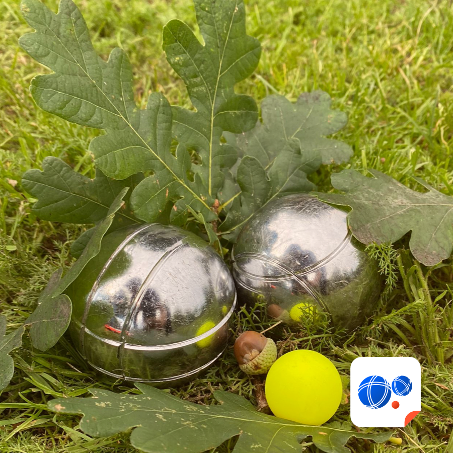 𝗕𝗲𝗴𝗶𝗻 𝘃𝗮𝗻 𝗱𝗲 𝗵𝗲𝗿𝗳𝘀𝘁!🍂

Ga een potje spelen tegen je favoriete tegenstander en deel dit op je socials en vermeld dat met #Boulesbaas! 

#jeudeboules #petanque #teteatete