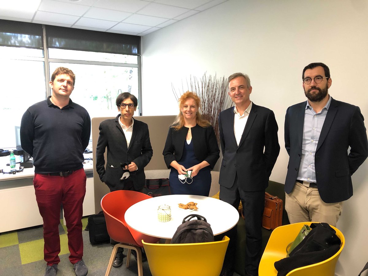EL_venturelabs's tweet photo. Bravo à la start-up @iOGA_France qui a remporté hier le prix du jury @CegidGroup Solidaire ! 👏🙏Merci à @rioualice et Thierry Nadisic pour leur intervention et à tous les participants qui nous ont rejoint hier pour cette finale de la session 3 du programme #EdJobTech 🚀🧑‍🎓 https://t.co/p7vOXsyee8