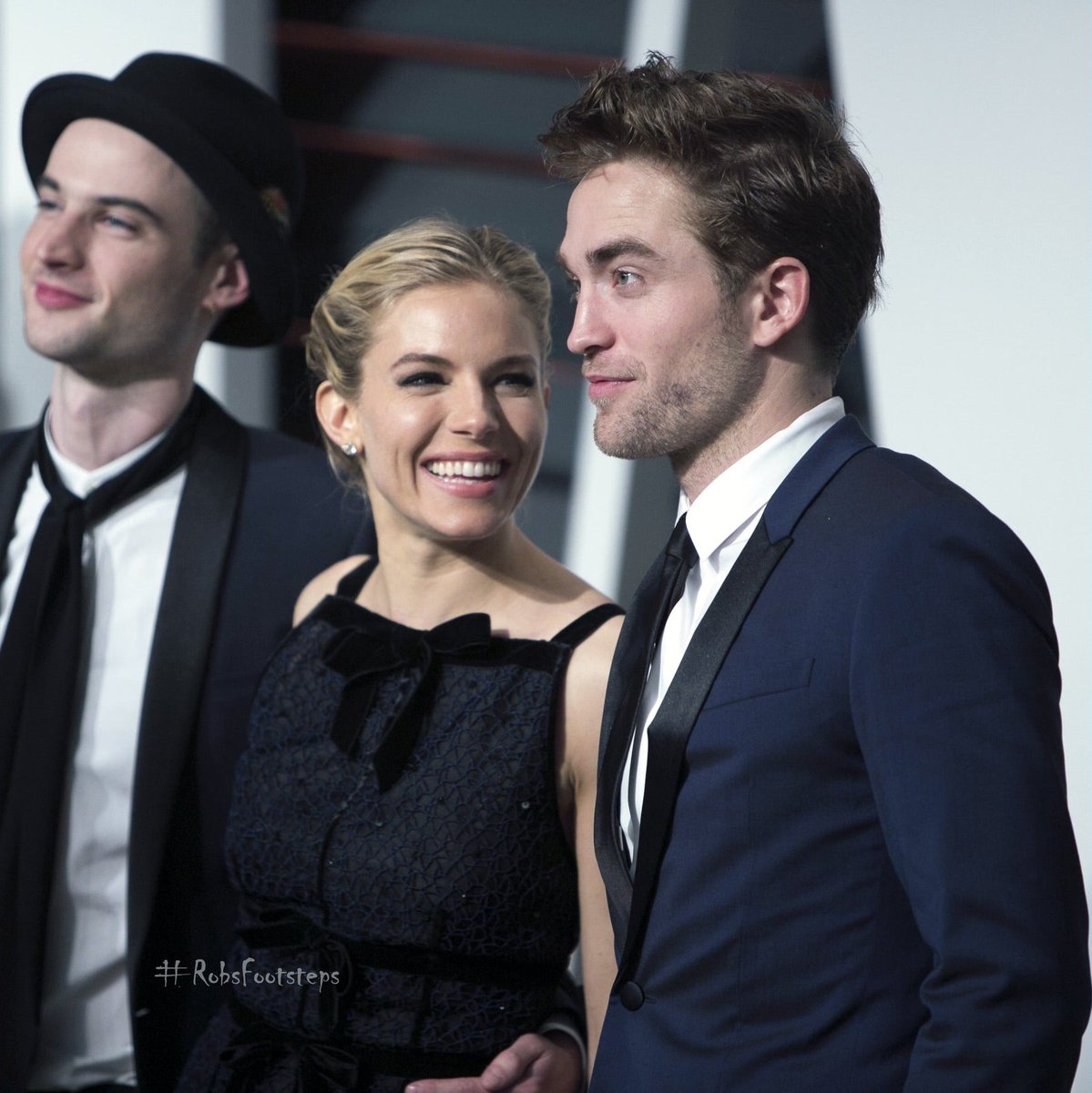 SIENNA MILLER : “Robert Pattinson is a strategist. He’s smart and he’s picked up such interesting roles with interesting filmmakers and cumulative it adds up to Batman.'
#RobertPattinson #SiennaMiller #quotes