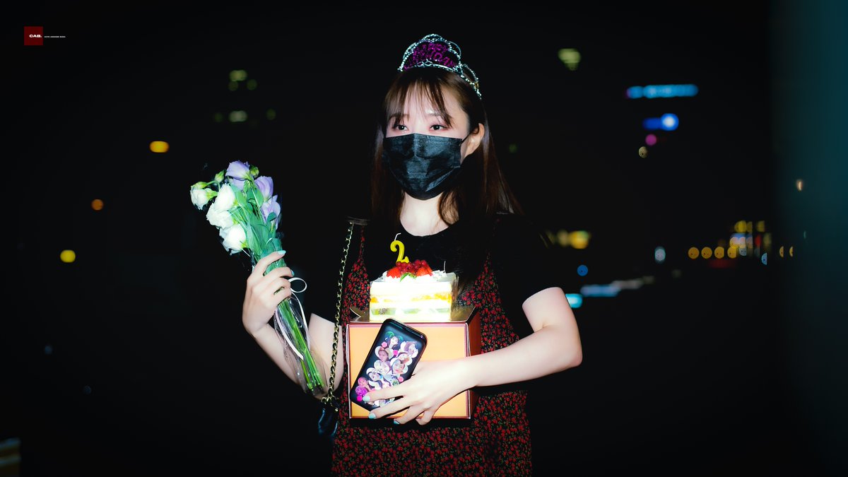 210810 영스트리트 출근

#드림캐쳐 #dreamcatcher #수아 #sua #김보라