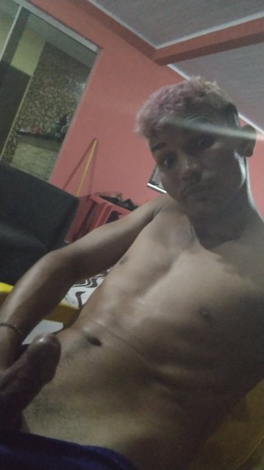 Oi kk https://t.co/mqRZNuviQH