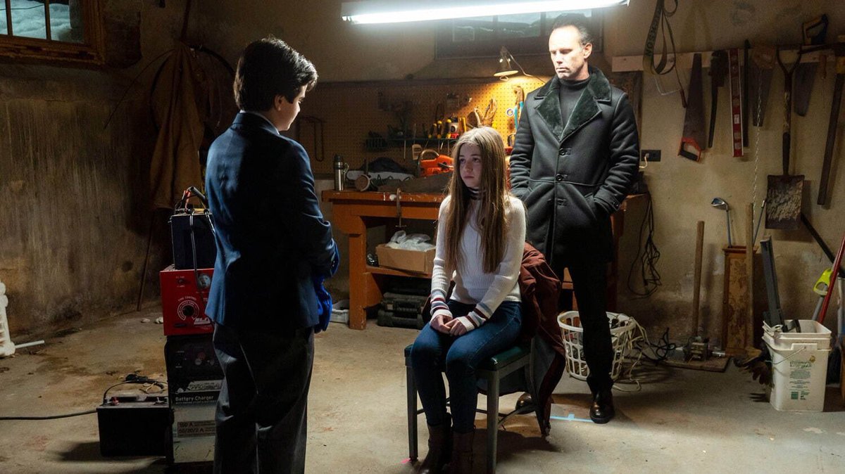 ビニールタッキー V Twitter クリスマス ウォーズ サンタ殺害を企てる裕福な少年と殺し屋が常軌を逸した性格の悪さだったり サンタの おもちゃ工場が秘密裏に始めるサイドビジネスがやばかったりとブラックユーモアがかなり強烈な映画だった サンタも優しそう