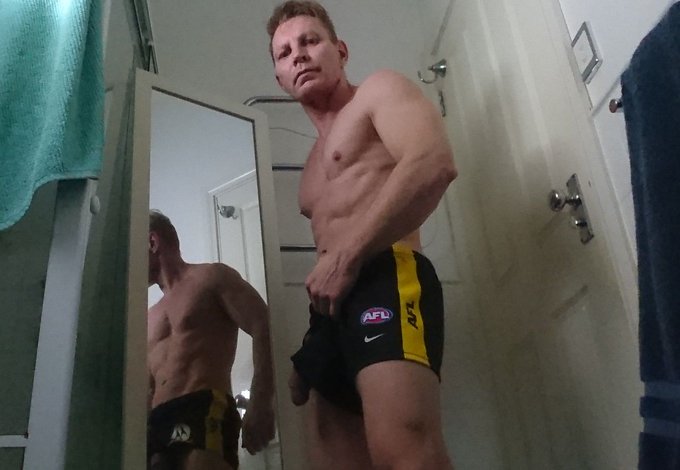 #footyshorts #richmond #afl #footy https://t.co/lB5MLLhTBW<a href="/tag/footyshorts"class="tags">#footyshorts</a><a href="/tag/richmond"class="tags">#richmond</a><a href="/tag/afl"class="tags">#afl</a><a href="/tag/footy"class="tags">#footy</a>