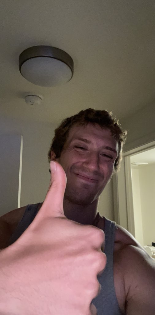 NiceWigg's tweet image. 