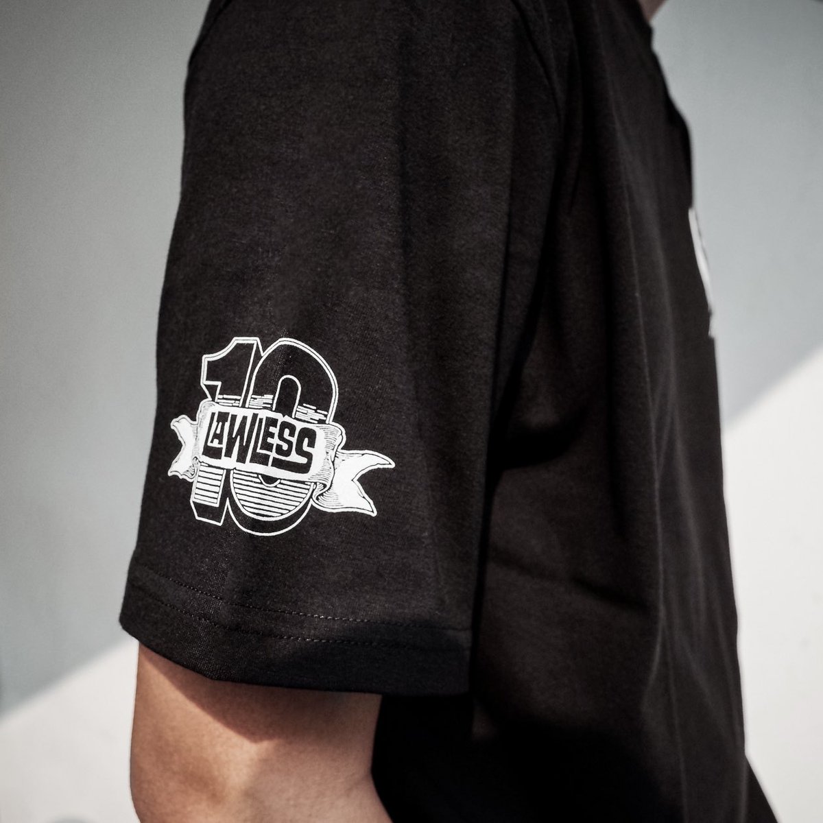 aparatmati's tweet photo. Lawless Jakarta x @ykhaamelz t-shirt. interpretasi dari logo Roadskull. available di toko &amp; online marketplace. come &amp; get it! #Lawless10thAnniversary https://t.co/Uo33AG0J8q