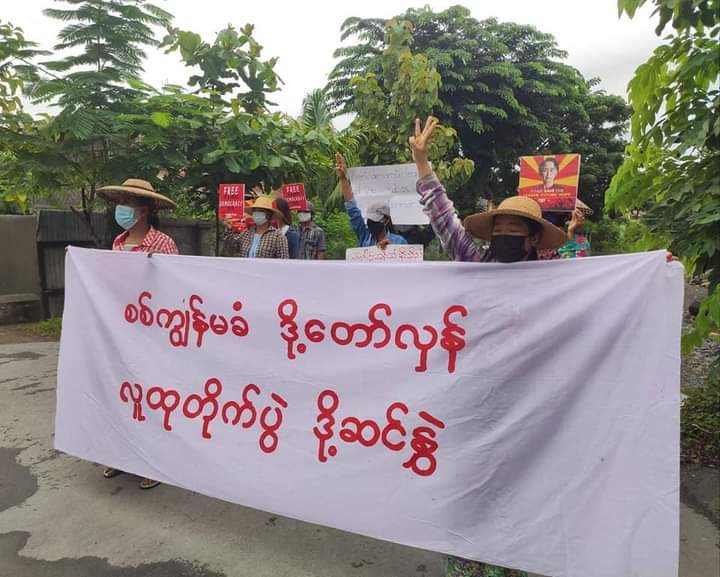 277th day strike of unrelenting protesters against the Genocidal Dictatorship from Kale township. 

#RefugeesNeedHelp 
#Sep22Coup
#WhatsHappeningInMyanmar