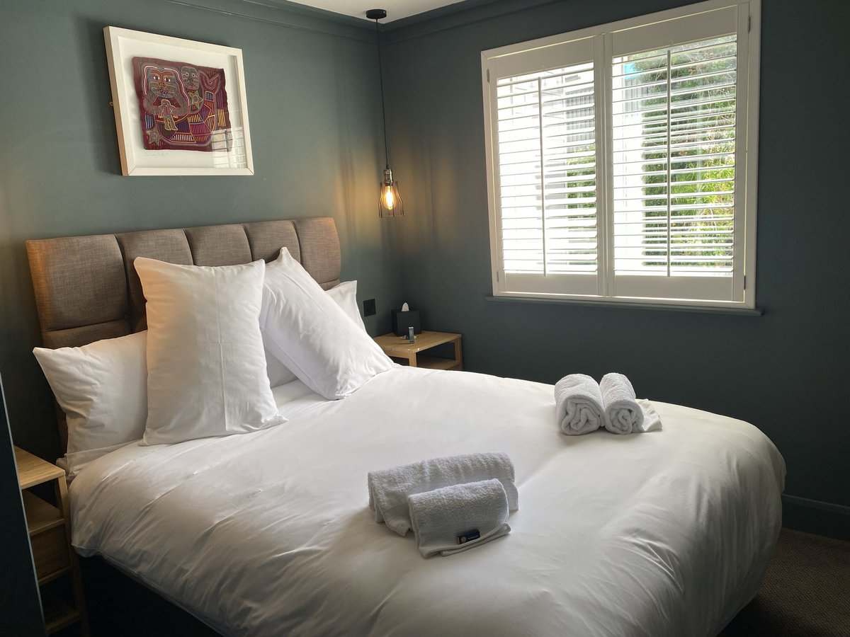 Lemon Leaf Cafe tweet media