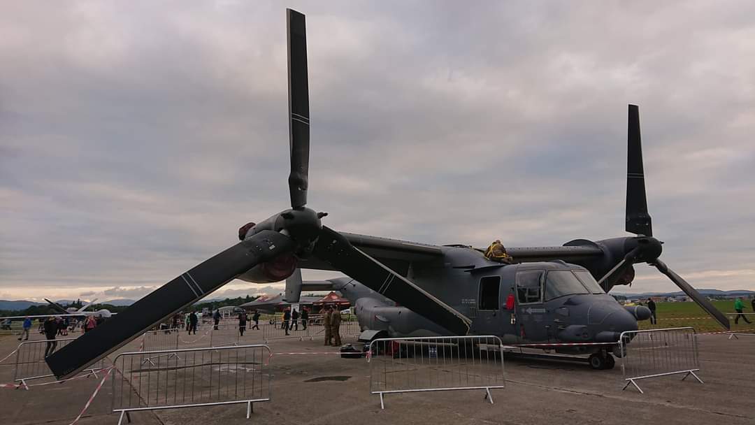 cefeus's tweet photo. Dny NATO v Ostravě 2021/ NATO Days in Ostrava 2021

#dnynato #dnynato2021 #natodays #natodays2021 #airshow #letisteostrava #letisteleosejanacka #letisteleosejanackaostrava #airportostrava #airportleosejanacka #Ostrava https://t.co/E9Ns0pwaJU