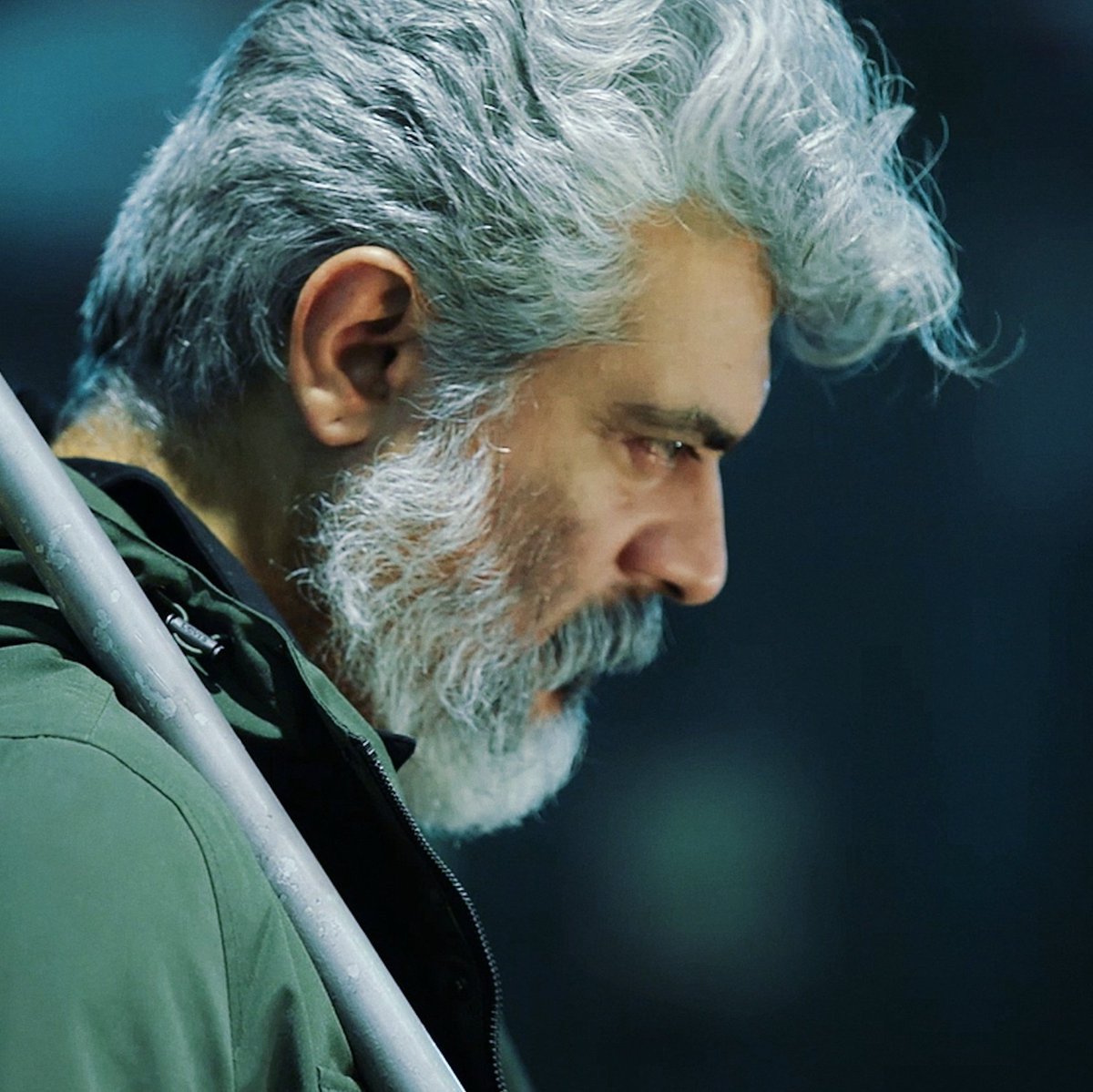 VKOfcl's tweet photo. Get Ready Folks #ValimaiTeaserUpdate
#Valimai !!! 🔥💥 https://t.co/WFi9oakdri