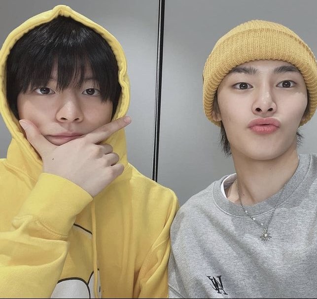 skizfromis's tweet image. best friends!