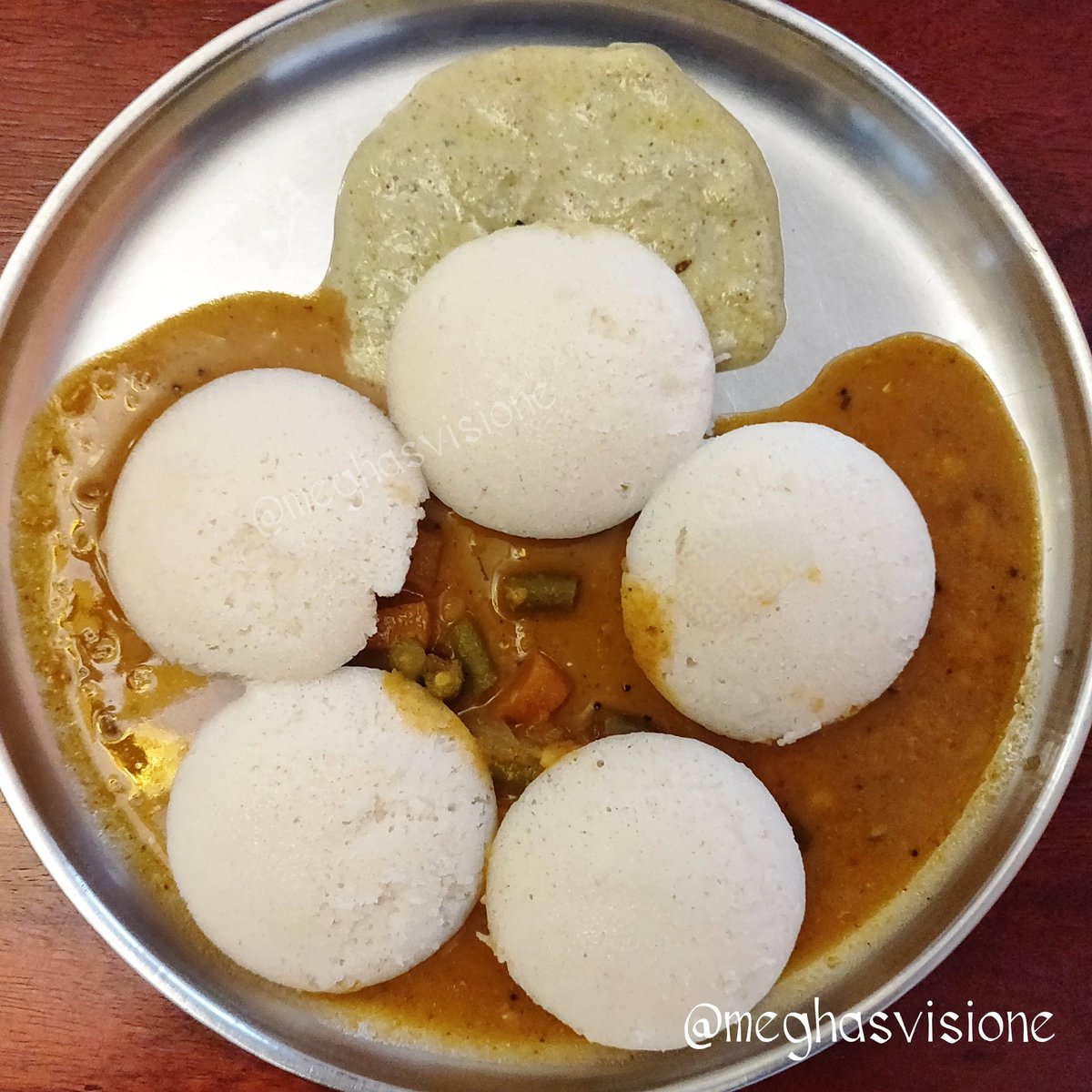 meghasvisione's tweet image. ಮಲ್ಲಿಗೆ ಇಡ್ಲಿ + ಶೇಂಗಾ ಚಟ್ಟಿ + ಸಾಂಬಾರ್(ಕೂಟು)
ಅಷ್ಟೆ ಇವತ್ತಿನ ತಿಂಡಿ🤩
#MeghasVisione
#MeghasKitchen

Please do follow in Instagram 😊
instagram.com/p/CUHKWPRFRit/…