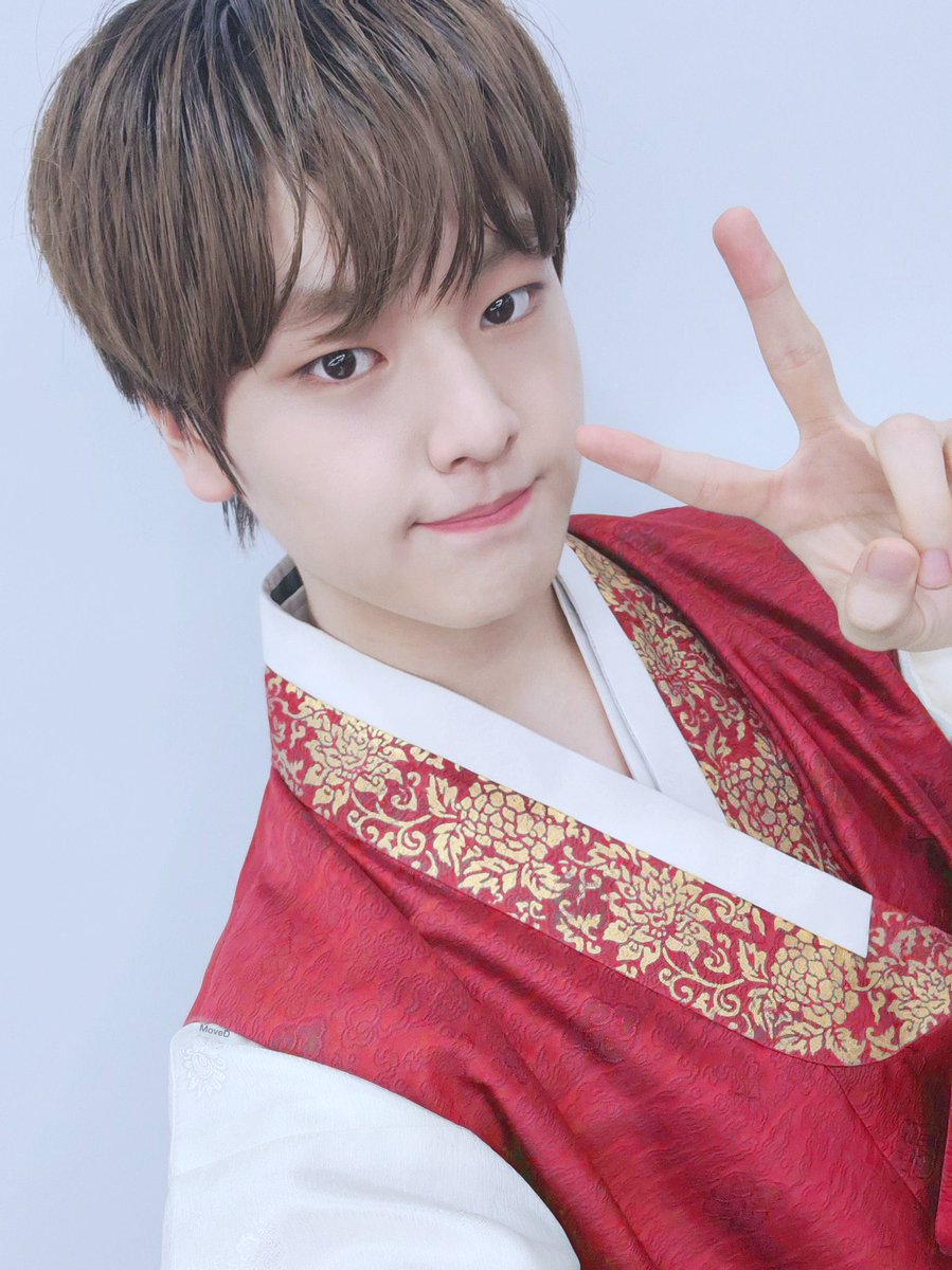 bemovedby's tweet photo. ♥️💜💙

#남도현 #DOHYON #BAE173 https://t.co/XpcIWm2rTE