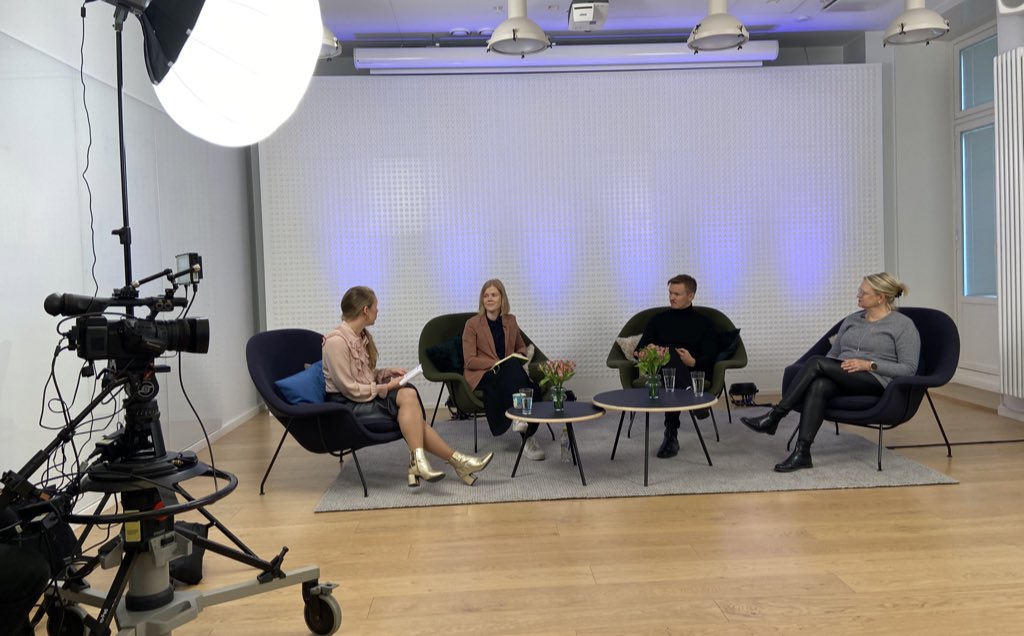 ”You just need to see that something is possible” - <a href="/AnniRo/">Anni Ronkainen</a> In the discussion about #InclusivityIngredients our panelists raised listening, leadership, mentoring and honest discussions as some examples to pay attention in companies and #leadership. #womenintechfi