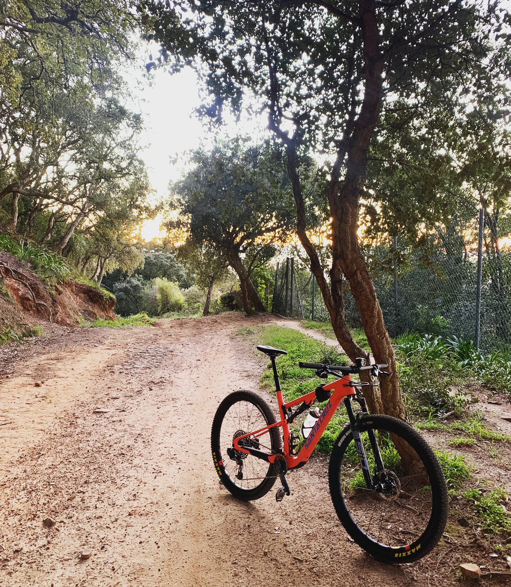 Rush Sports (@_rushsports_) on Twitter photo Featherlight, agile and capable ... the <a href="/santacruzbikes/">Santa Cruz Bicycles</a> #Blur ticks all the right boxes ๐
Chat to your local Santa Cruz dealer for more info on available build options.
#WeRide ๐ฟ๐ฆ Featherlight, agile and capable ... the <a href="/santacruzbikes/">Santa Cruz Bicycles</a> #Blur ticks all the right boxes ๐
Chat to your local Santa Cruz dealer for more info on available build options.
#WeRide ๐ฟ๐ฆ