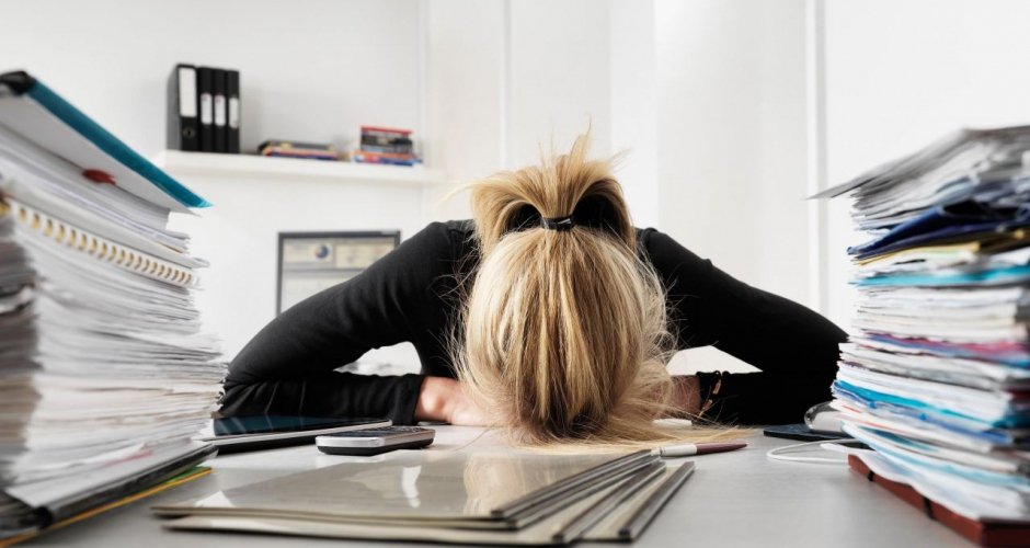 🚨#ALERTE 🧠En Surchauffe‼️
Saturée,notre charge mentale n’a jamais été aussi élevée
Le #poke #digital double chaque 4 ans
⏩Bombardement anxiogène qui mine les organisations «Vais-je réussir à traiter toute ces #INFORMATION d’ici ce soir❓»
➡️bit.ly/2ZpPEfz
V/<a href="/fadouce/">fabienne billat</a>👌🏽