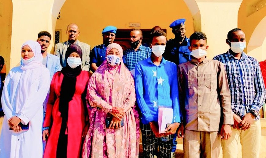 #Somalia: 8 <a href="/SoPoliceForce/">Somali Police Force</a> officers from #SouthWest successfully completed the most recent 10-day Investigator Development Course 1 (#IDC1) today.

Part of the Investigator Development Pathway of the <a href="/UNODC/">UN Office on Drugs & Crime</a> Criminal Investigation Program (CIP) for Somalia, funded by <a href="/StateINL/">US Dept of State INL</a>.