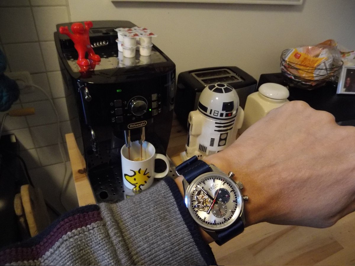 smartalix's tweet image. Time for #coffee! Wearing the gorgeous #JaegerLeCoutre #ElPrimero on a #NATOstrap today. I've got a hands-on video on this watch on my YouTube channel #TalkingTimepieces please check it out and subscribe!
youtu.be/iXUITr9EXzg