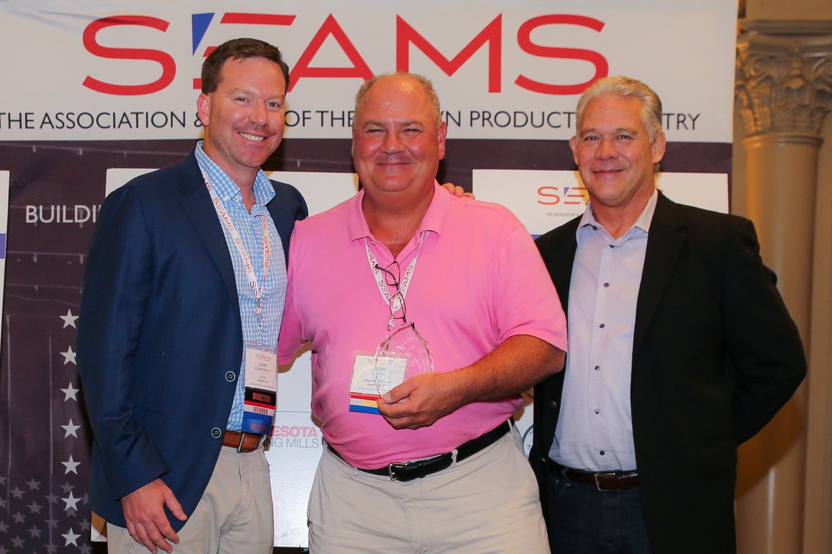 eTexComms's tweet photo. Iโm humbled and honored to have received @SeamsAssoc's highest recognition, the Sarah Friedman Award, during the associationโs annual conference last week at Myrtle Beach, S.C. Thank you, SEAMS!
#AmericanTextiles #WeMakeAmazing #StillOnCloudNine https://t.co/p9m2vD6So3
