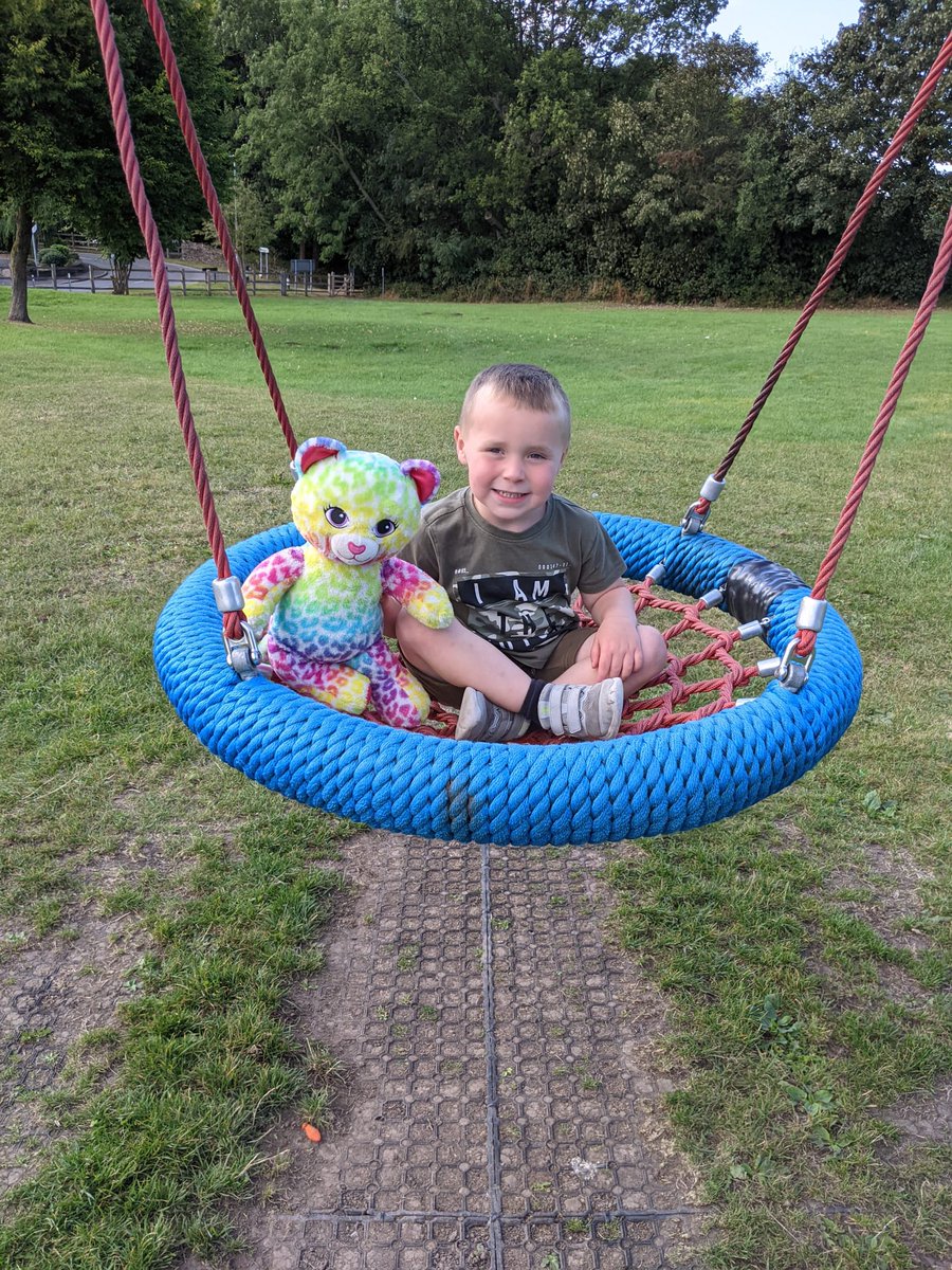Alice54835850's tweet photo. Jack's loved brining the reading trunkie home! Thankyou. @WMPrimaryF1 https://t.co/gXJxBGeNCI