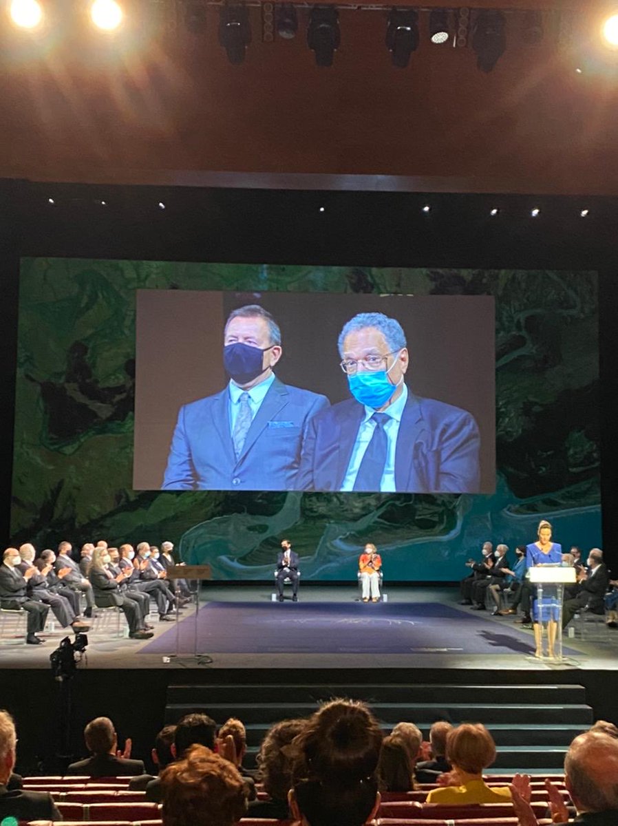 Carlos Duarte (@carlosduartephd) on Twitter photo Honoured to have been presented last evening with the <a href="/FundacionBBVA/">Fundación BBVA</a> Frontiers of Knowledge 2020 Award for Ecology and Biological Conservation alongside Daniel Pauly <a href="/SeaAroundUs/">Sea Around Us | Bluesky: @seaaroundus.org</a> and <a href="/ProfTerryHughes/">Terry Hughes</a> Honoured to have been presented last evening with the <a href="/FundacionBBVA/">Fundación BBVA</a> Frontiers of Knowledge 2020 Award for Ecology and Biological Conservation alongside Daniel Pauly <a href="/SeaAroundUs/">Sea Around Us | Bluesky: @seaaroundus.org</a> and <a href="/ProfTerryHughes/">Terry Hughes</a>