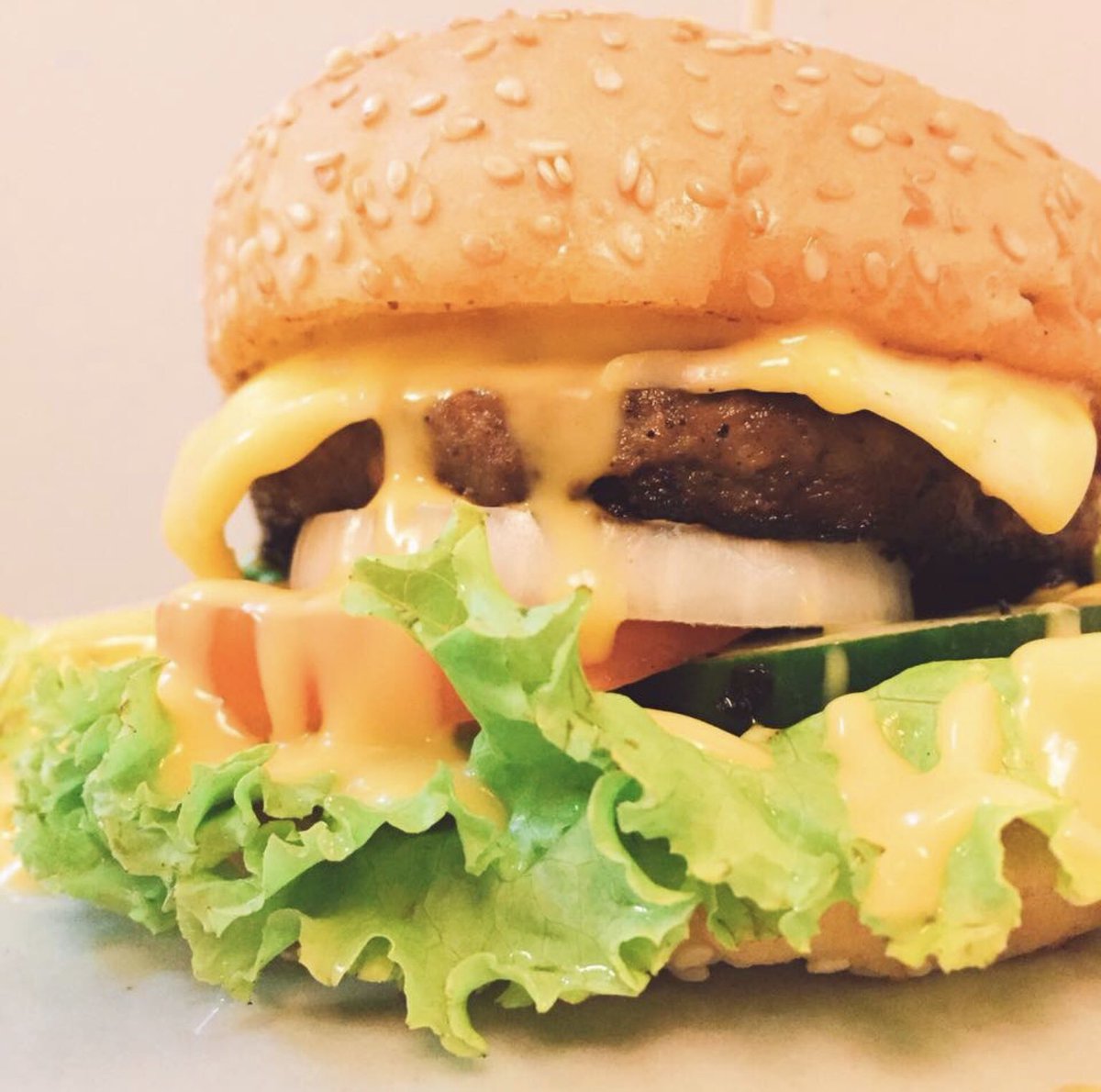 FunFrappe's tweet photo. Hi. Available na po ulit 😁

Xander’s Burger.

📍 Taft Iraya St. DAET C.N
📱 09098219959
💰 Cash, Gcash, Bank Transfer

#FunFrappeDiner #ReadSipChatDine #MakingLifeFlavorful #BooksBurgersBoardgames #Daet #CamarinesNorte #2Samuel7:28-29 https://t.co/d0ikDvZ2IE