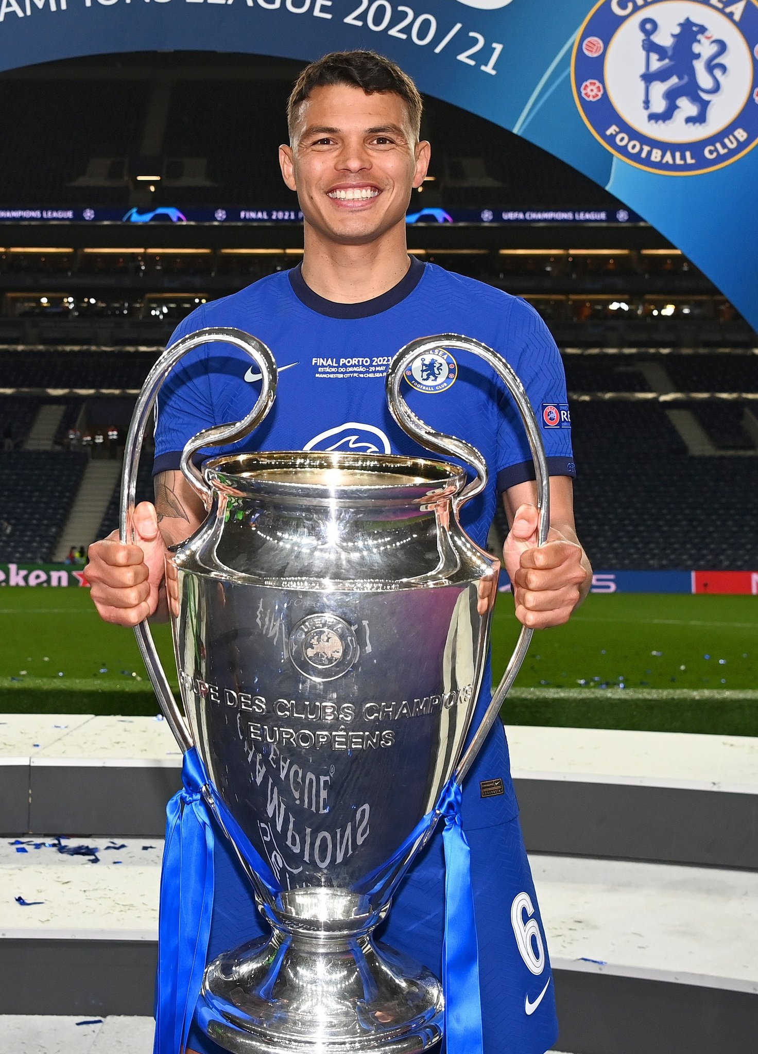 Happy birthday to Thiago Silva who turns 37 today.  