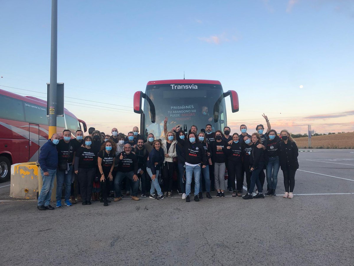 Tampm_Picassent's tweet image. #TAMPM PICASSENT caminito de #Madrid para pedir la justa #EQUIPARACIONPRISIONES a @interiorgob @IIPPGob
#PrisionesSinAgresiones #EstatutoPrisiones @anadebande @Macarena_Olona @InesArrimadas @IreneMontero @anioramas @PilarVallugera @joanbaldovi @ierrejon