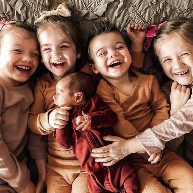 Biraz gul yahu!
Vallahi degmez bu dunya.

Peyami Safa 

Gunaydin😊 #çarşamba