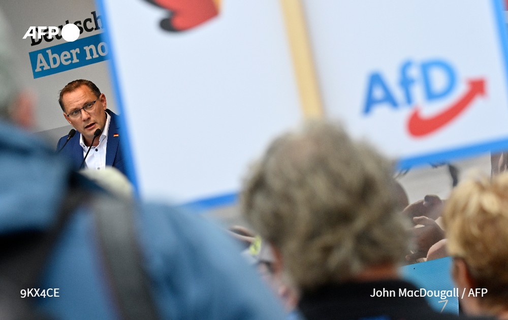 Con la retirada de Merkel, el partido de ultraderecha alemán AfD perderá a su chivo expiatorio favorito #AFP ➡ u.afp.com/UySq
✍ <a href="/DavidCourbet/">David Courbet</a>