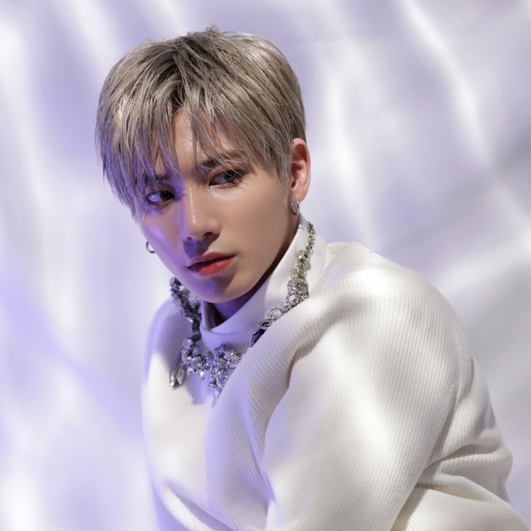 ًclosed (@kthnzones) on Twitter photo 