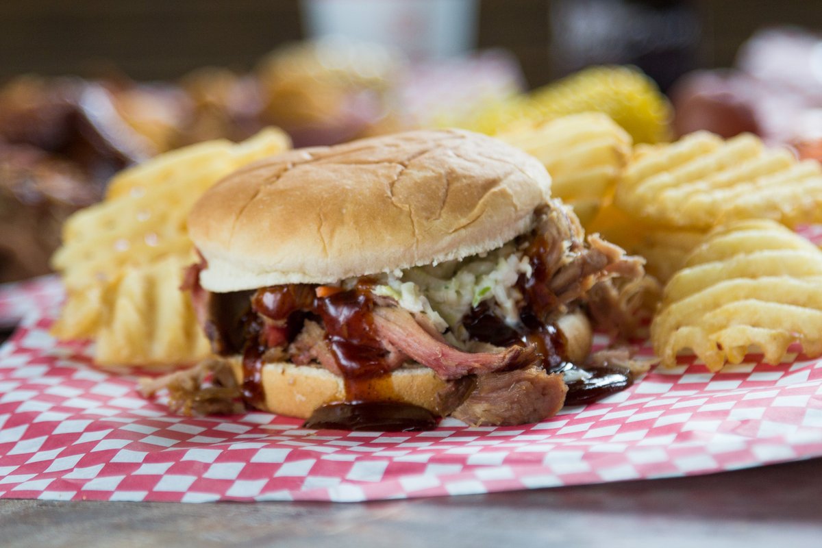 TheLittleDooeys's tweet photo. Active Price $ 8.99

$6.25   

#Come_taste_the_pride 
 #HailState #StarkVegas  
#ccm1    #SomeGoodQ 995 #StarkvilleStrong https://t.co/q6KtJp0Okg