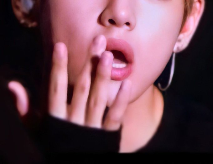 E_45s3vVEAEvW_l?format=jpg&name=small