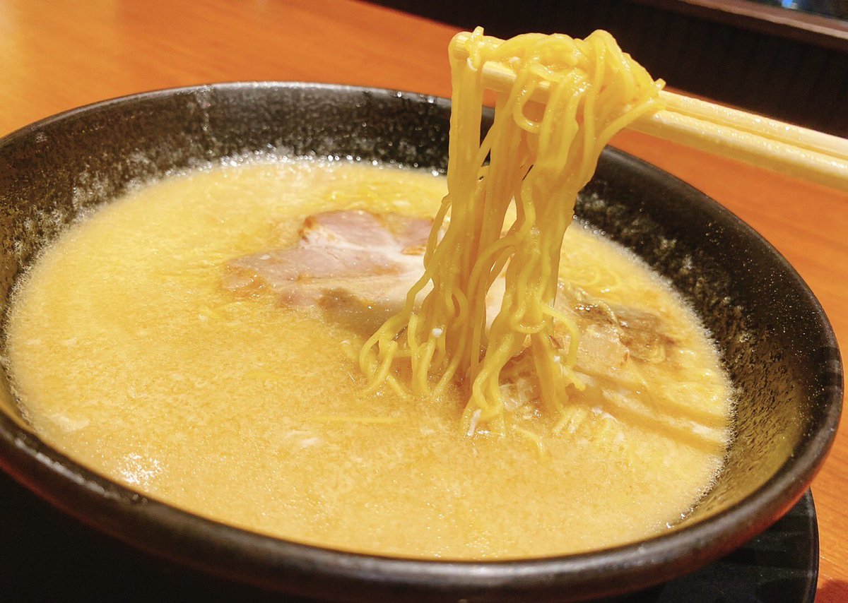 YamaguchiRobin's tweet photo. 愛知県

ここも3150👍

＃かいすい
＃玉子とじラーメン
＃ラーメン屋
＃ラーメン https://t.co/6lrCkXNaoM