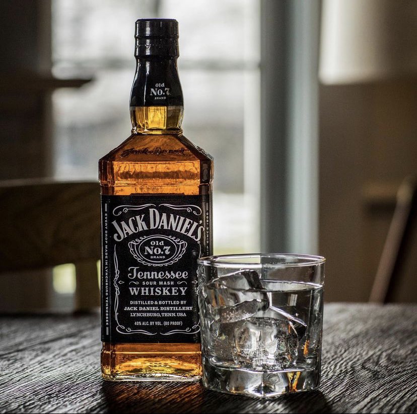 BootsWhiskey's tweet photo. It’s #WhiskeyWednesday and what better way to start than with the #OG @JackDaniels_US #Bourbon #whiskeyexperts #whiskey #rye https://t.co/ATk16T0UtS