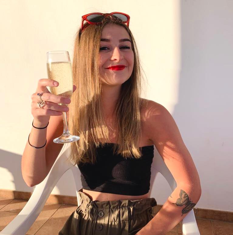 PayItMonthly tweet media