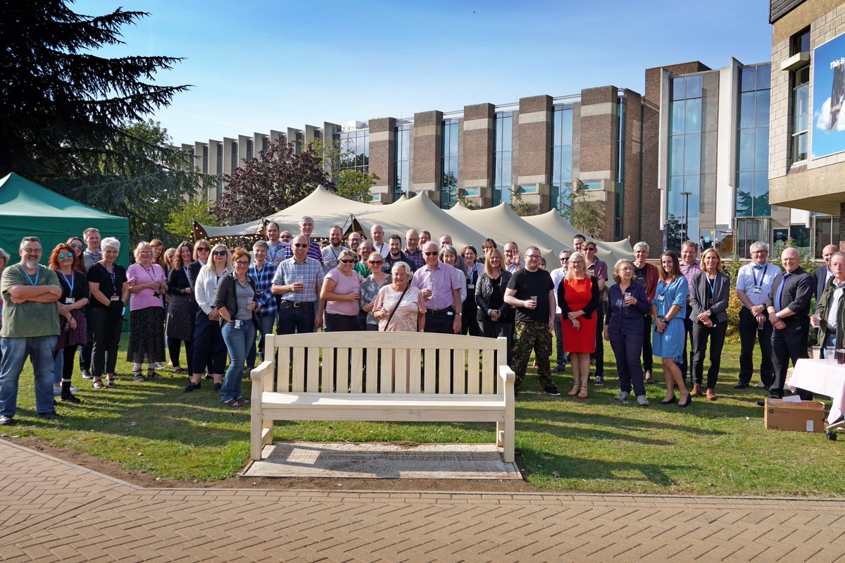 A bench to remember a former colleague, Gary, with a an amazing view of #Canterbury and Cathedral at @UniKent in front of the wonderful #templemanlibrary . With thanks to Gary, his family and all former colleagues at Kent. @UniKentLibIT